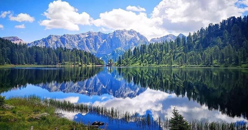 Rifugio Lago Malghette Madonna Esterno foto