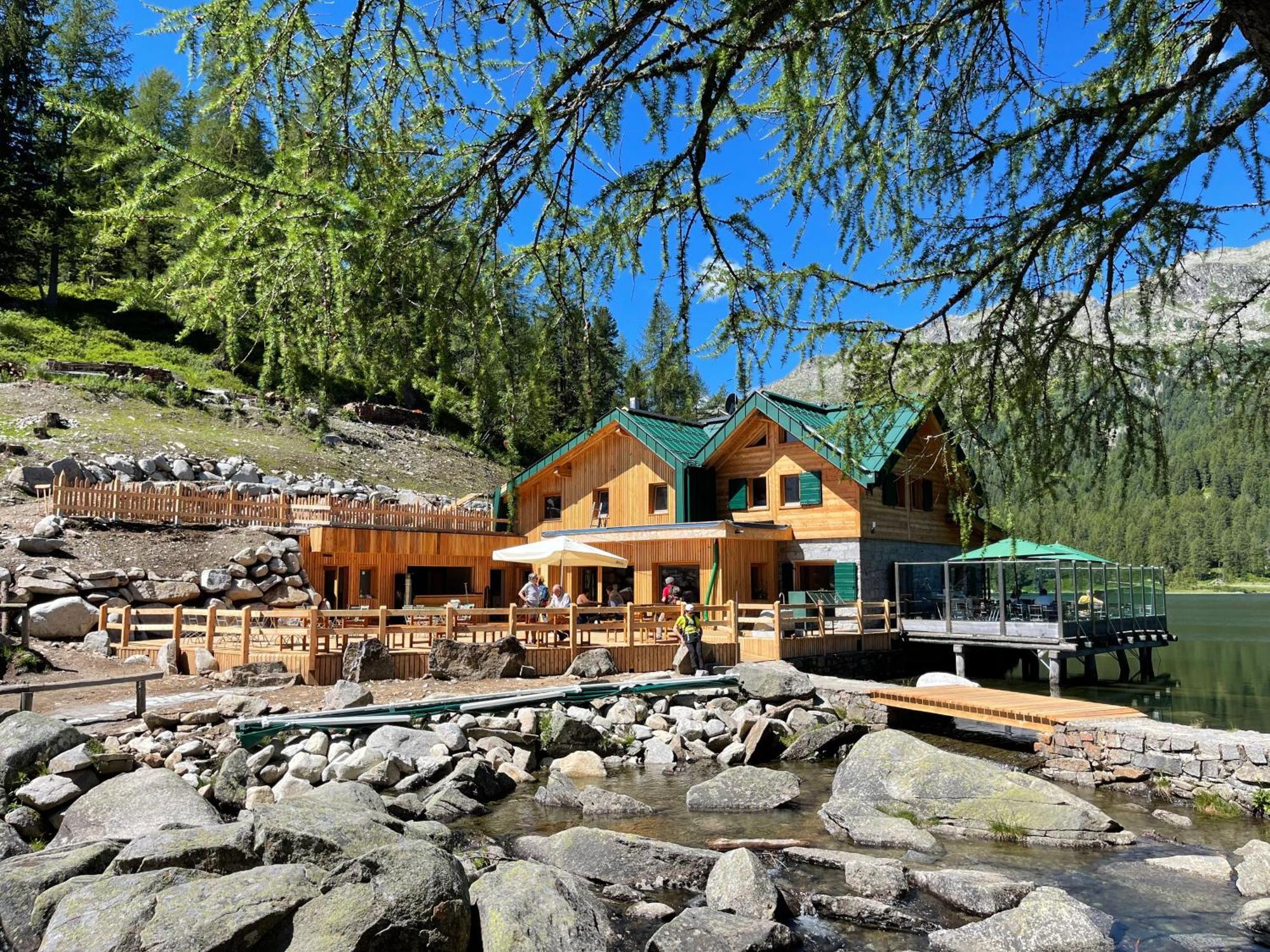 Rifugio Lago Malghette Madonna Esterno foto